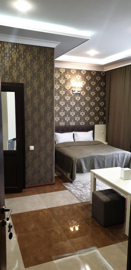 Khrchit Hotel Martuni ภายนอก รูปภาพ